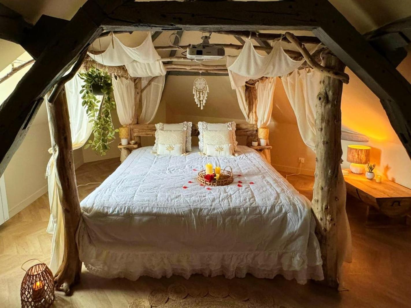 Duplex Safari Jusqu'A 4 Personnes, Spa, Cinema Et Lit Sous Les Arbres, Day Use, 10 Min Centre Amiens Luaran gambar
