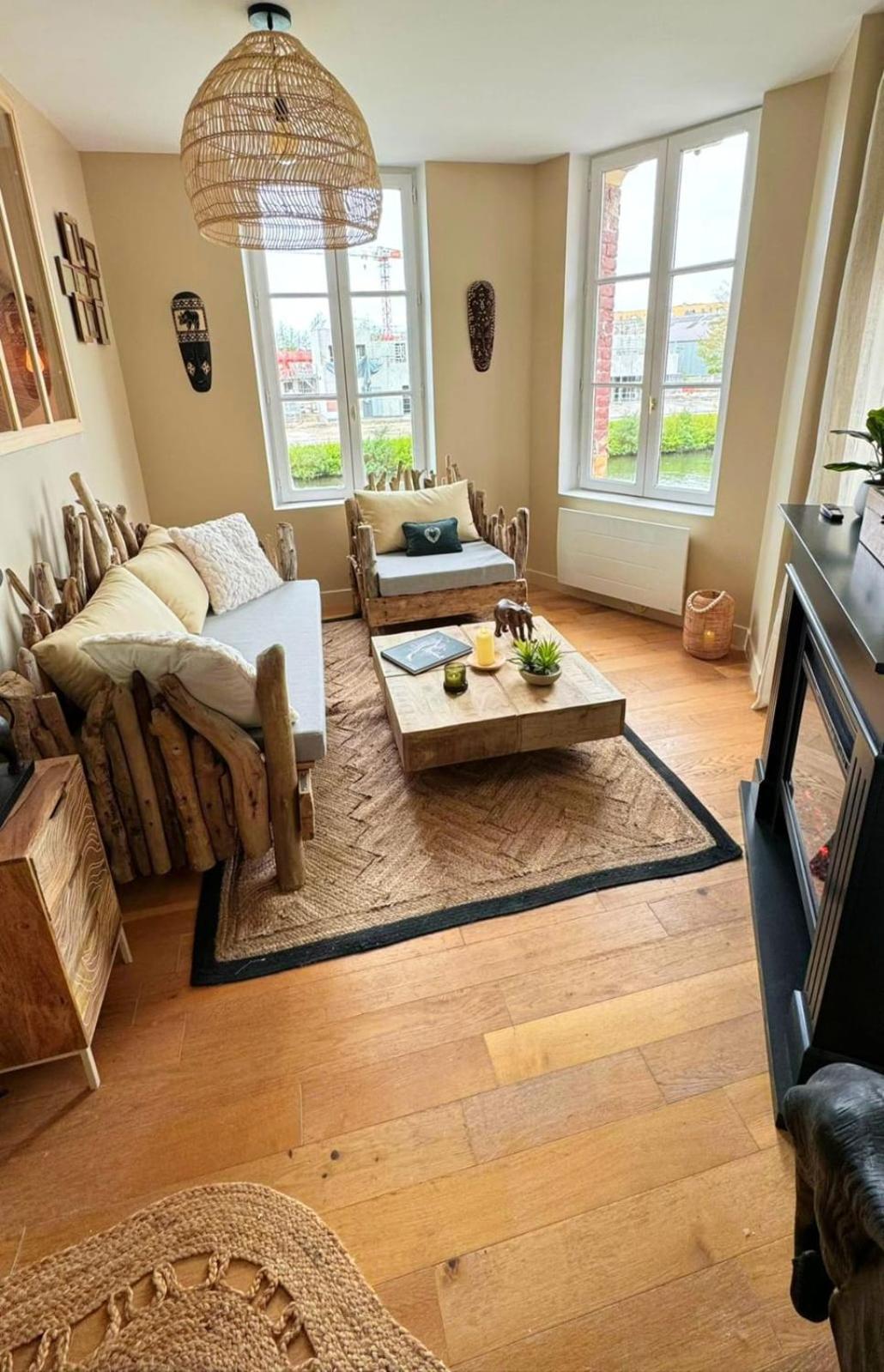 Duplex Safari Jusqu'A 4 Personnes, Spa, Cinema Et Lit Sous Les Arbres, Day Use, 10 Min Centre Amiens Luaran gambar